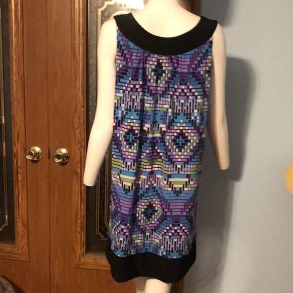 Ronni Nicole Dress - Picture 3 of 4